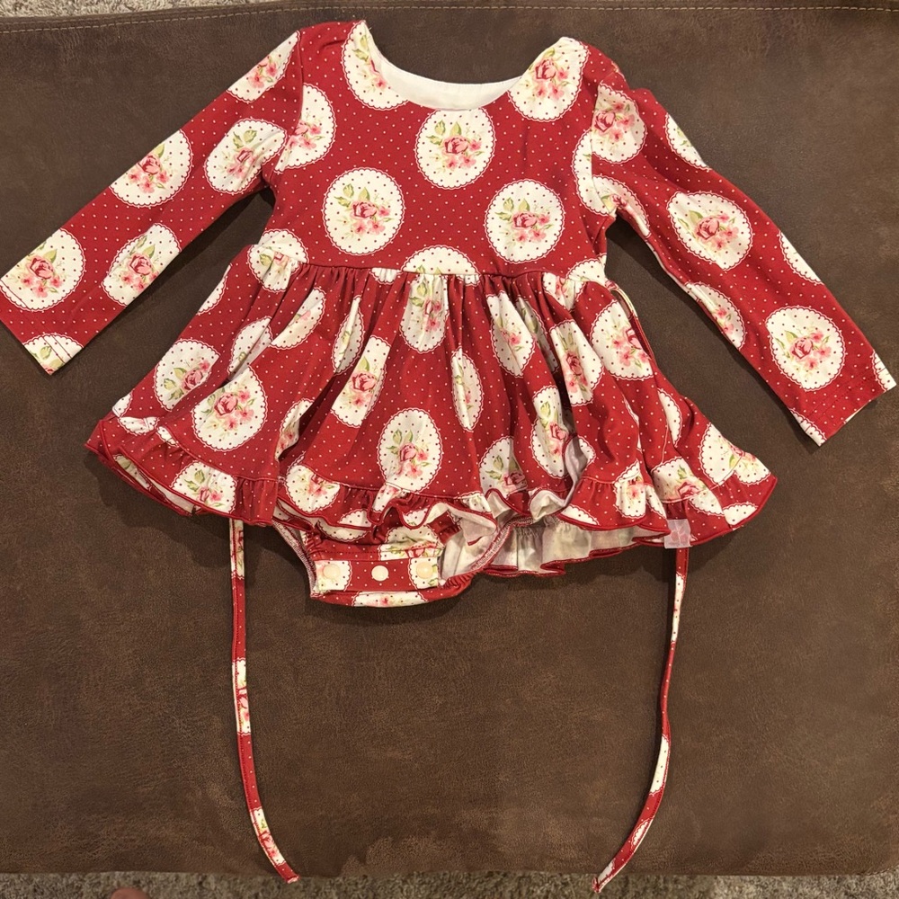 NWOT SweetHoney Bubble. 18 month.